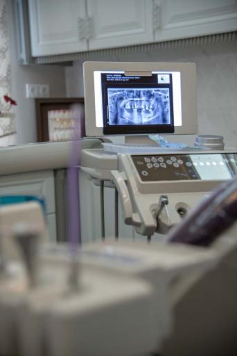 عکس مطب دکتر کاشفی مهر متخصص ایمپلنت