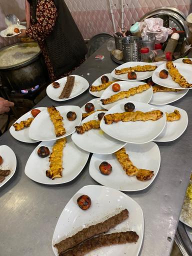 عکس رستوران دلنشین