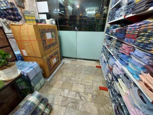 عکس تولید و پخش پوشاک رضا