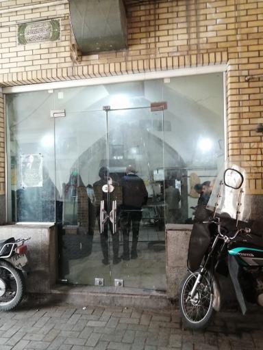 نانوایی سنگک شاه حمزه