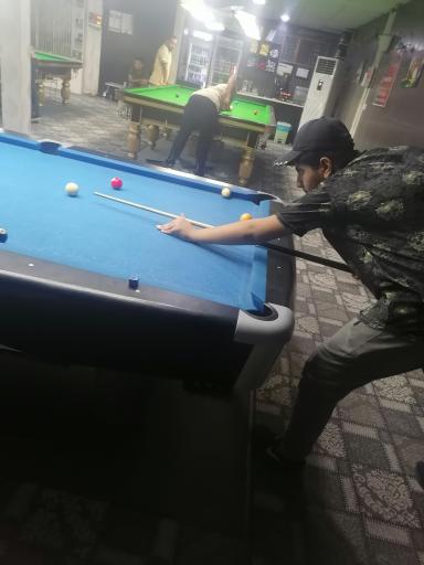 عکس بیلیارد الماس سیاه پاداد اهواز