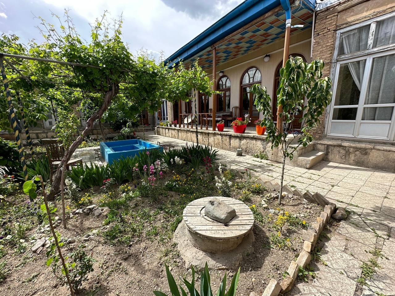 عکس خانه تاریخی داوودی