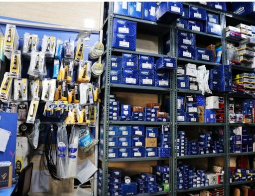 عکس لوازم یدکی فرضی 