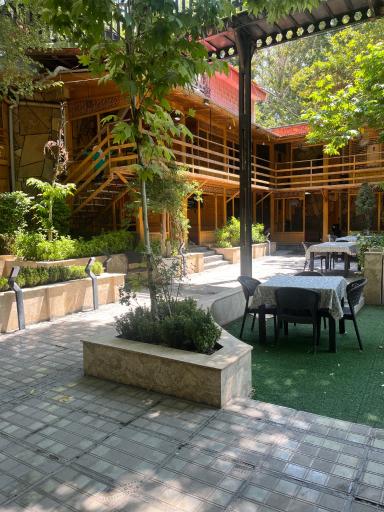 عکس تفریحگاه و رستوران شب های عنبران