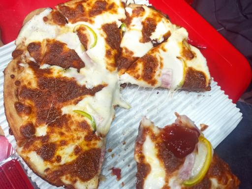 عکس فست فود ملنگو