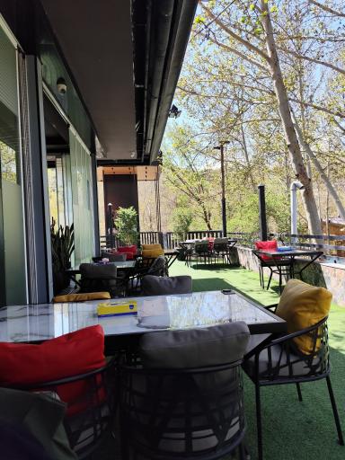 عکس مجموعه گردشگری شبهای عنبران