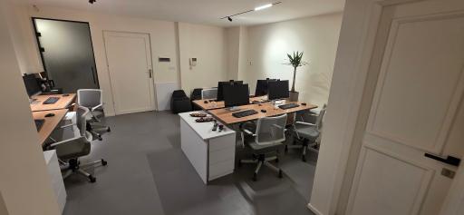 عکس معماران ارگ اشرفی
