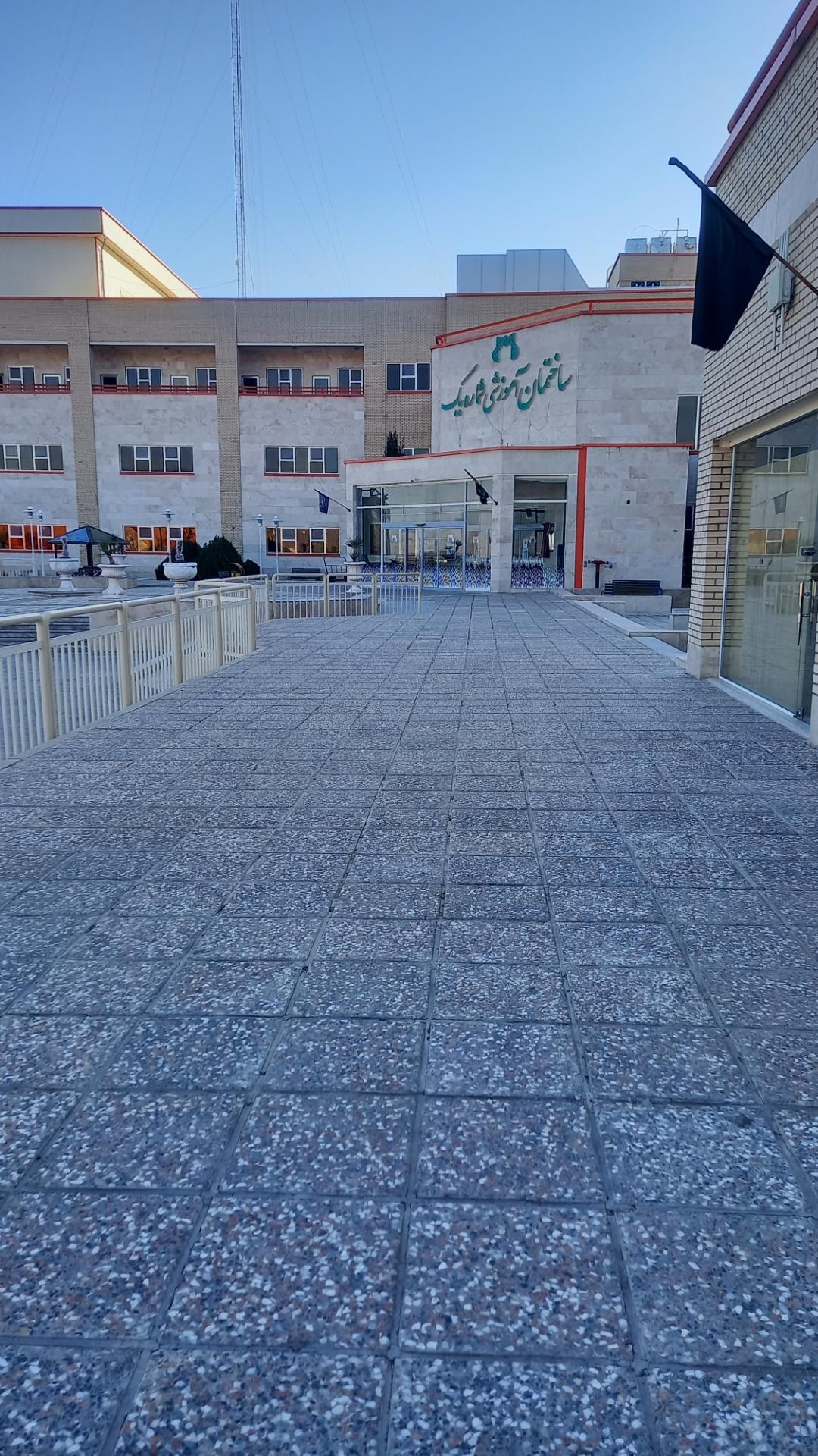 عکس ساختمان آموزشی شماره یک