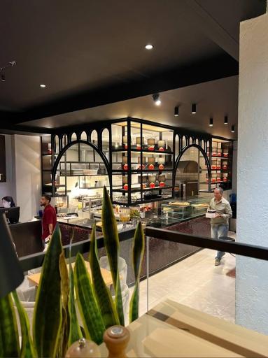 عکس کافه رستوران دلیست