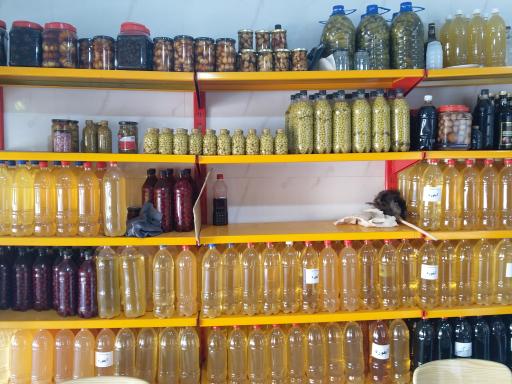 عکس فروشگاه محصولات طبیعی و ارگانیک نیک دهقان