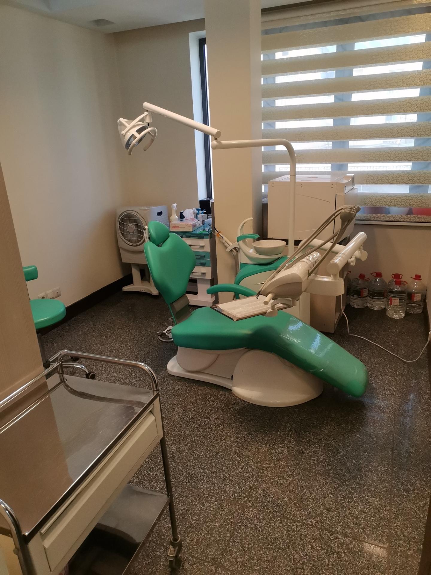 عکس دندانپزشکی دکتر جابر اکبری