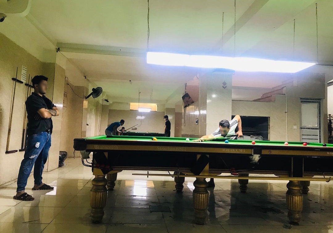عکس باشگاه بیلیارد