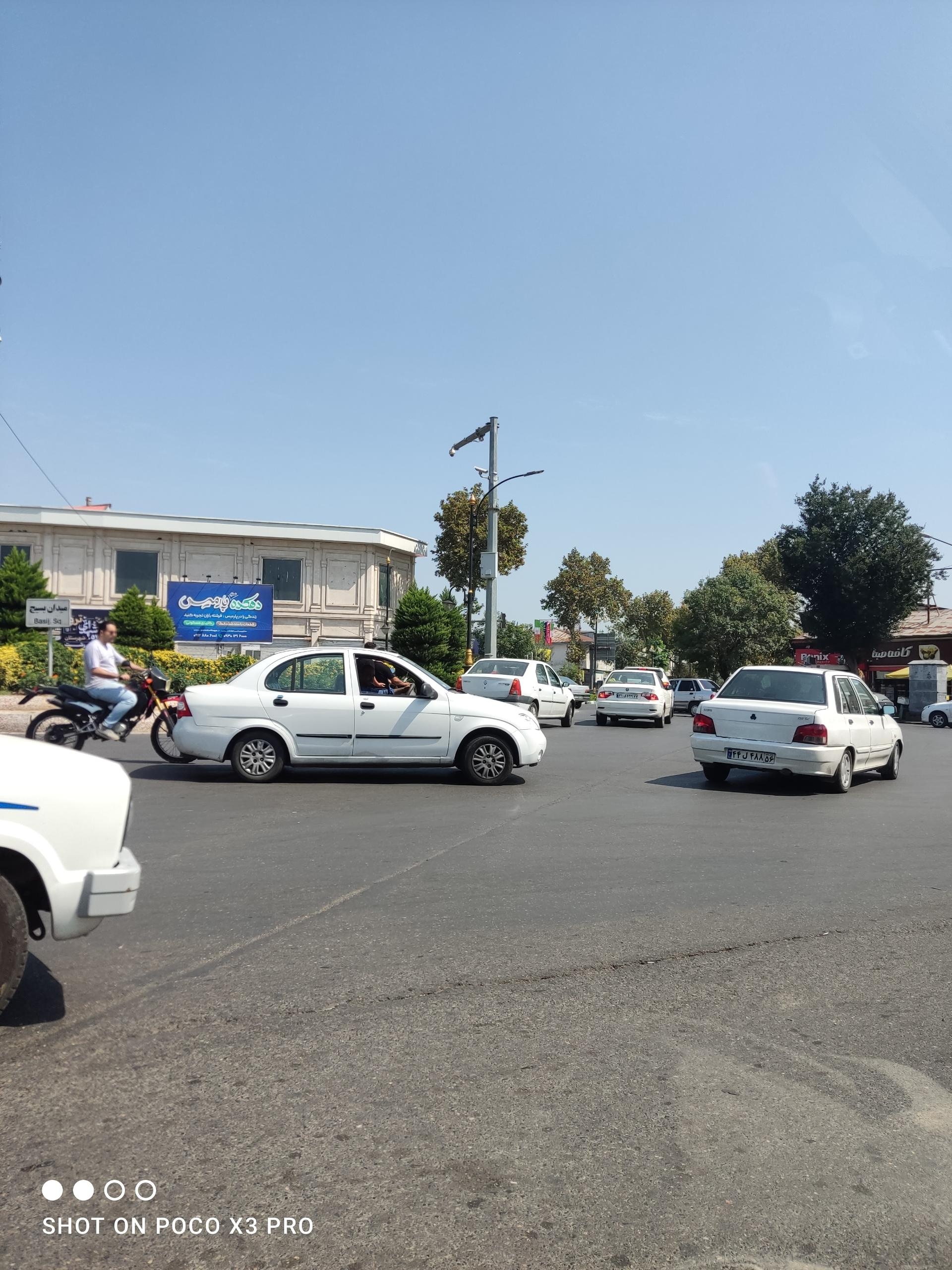 عکس میدان بسیج