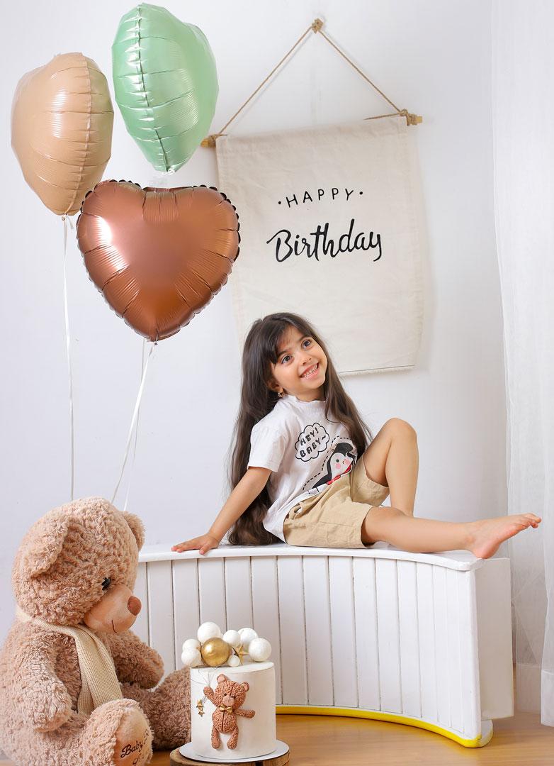 عکس استودیو آذین صالحی