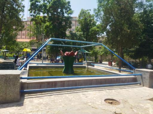 عکس آبنمای بوستان ایثار