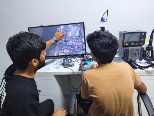عکس آموزشگاه تعمیرات موبایل آناتل 