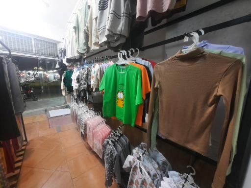 عکس فروشگاه گالری طلایی