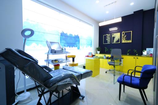 عکس مطب دکتر آکو حمزه‌ای