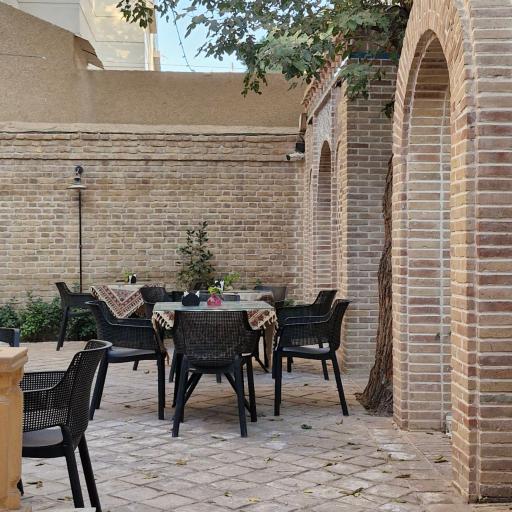 عکس کافه کتاب آبگینه