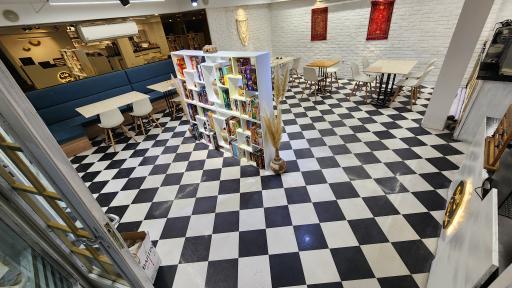 عکس کافه سیلک (شعبه فاطمی)