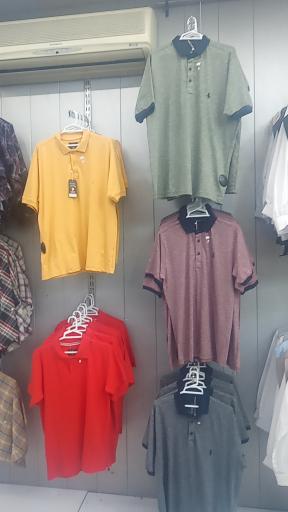 عکس فروشگاه پوشاک آرمان