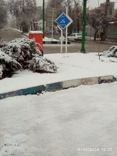 عکس میدان مادر