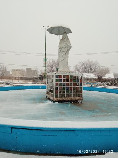 عکس میدان مادر