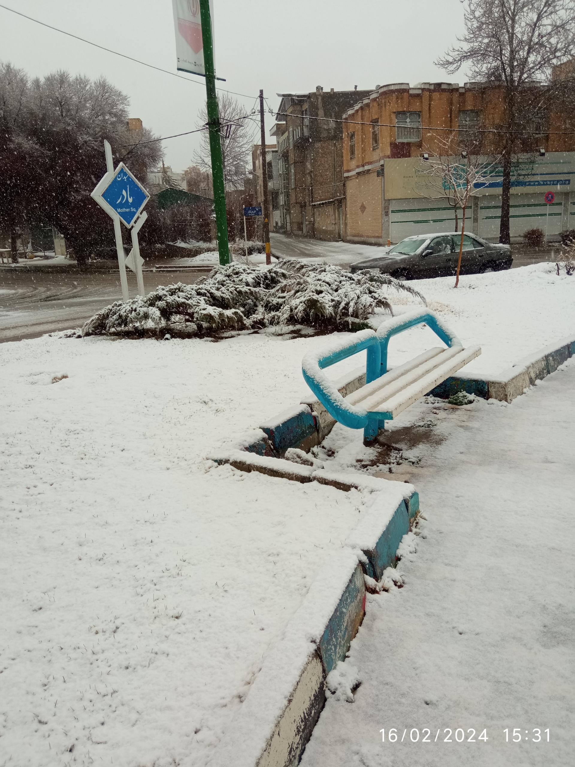 عکس میدان مادر