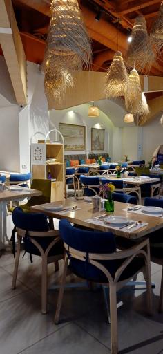 عکس رستوران گیلکی بهزاد