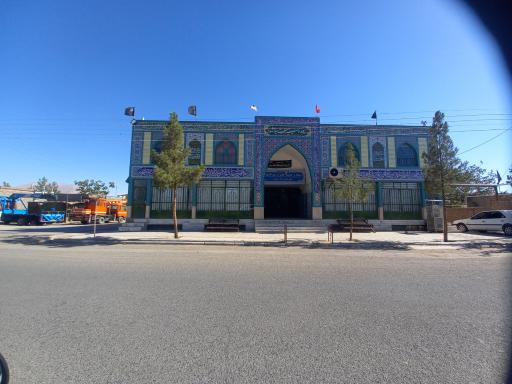 عکس مسجد و حسینیه سیدالشهدای شهر حاجی آباد