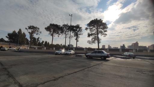 عکس پارکینگ جامعة الزهرا