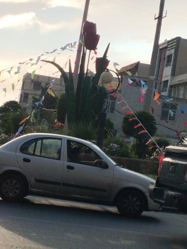 عکس میدان یکم