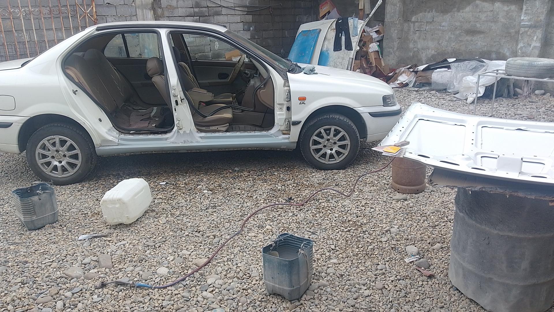 عکس ترکیب رنگ خودرو آذین 