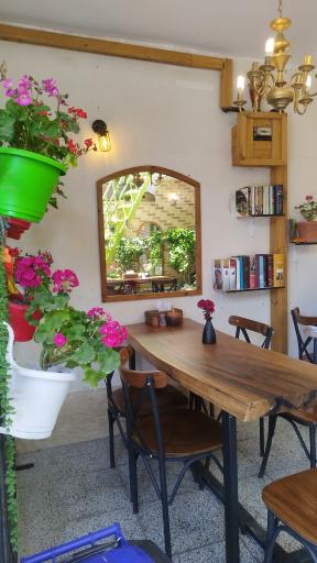 صبحانه نیمروز