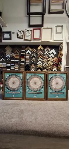 عکس قابسازی شیرزاد