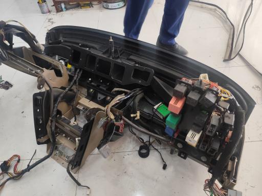 عکس مجتمع تعمیرگاهی علی پور 