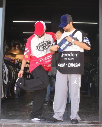 عکس فروشگاه لباس لاکچری