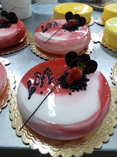 عکس شیرینی سرای زیتون