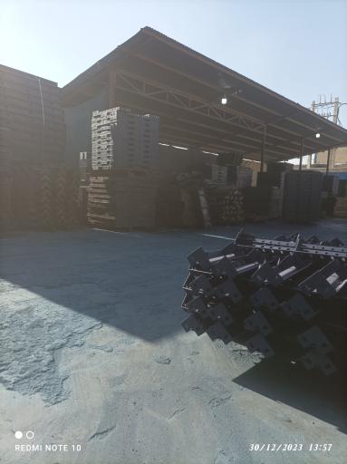 عکس کارگاه قالب سازی خلیج فارس(زاکری)