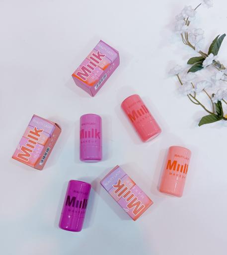 عکس گالری اکسسوری و بدلیجات شهزاد