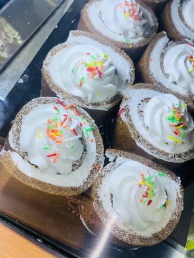 عکس شیرینی سرای داغ