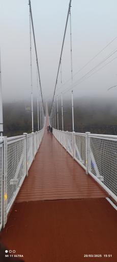 عکس پل معلق نیمه شیشه ای مشگین شهر