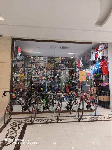 عکس فروشگاه بایک سنتر