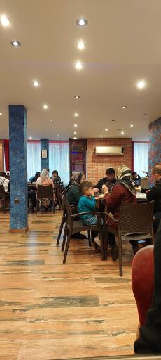 عکس باغ رستوران سمیعی