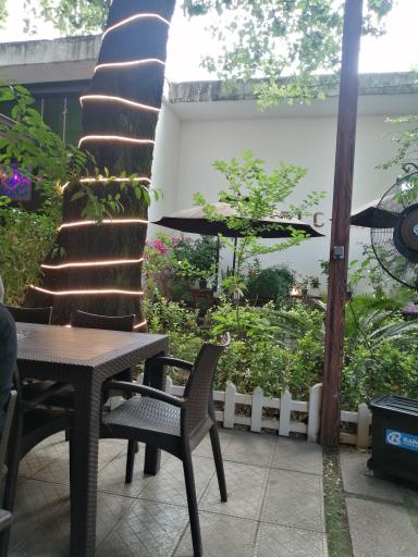 عکس باغ رستوران سمیعی