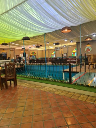 عکس مجموعه باغ و رستوران ارم