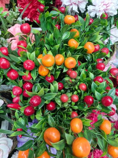 عکس گل مصنوعی و شلف دیواری تاپ گل لیزر