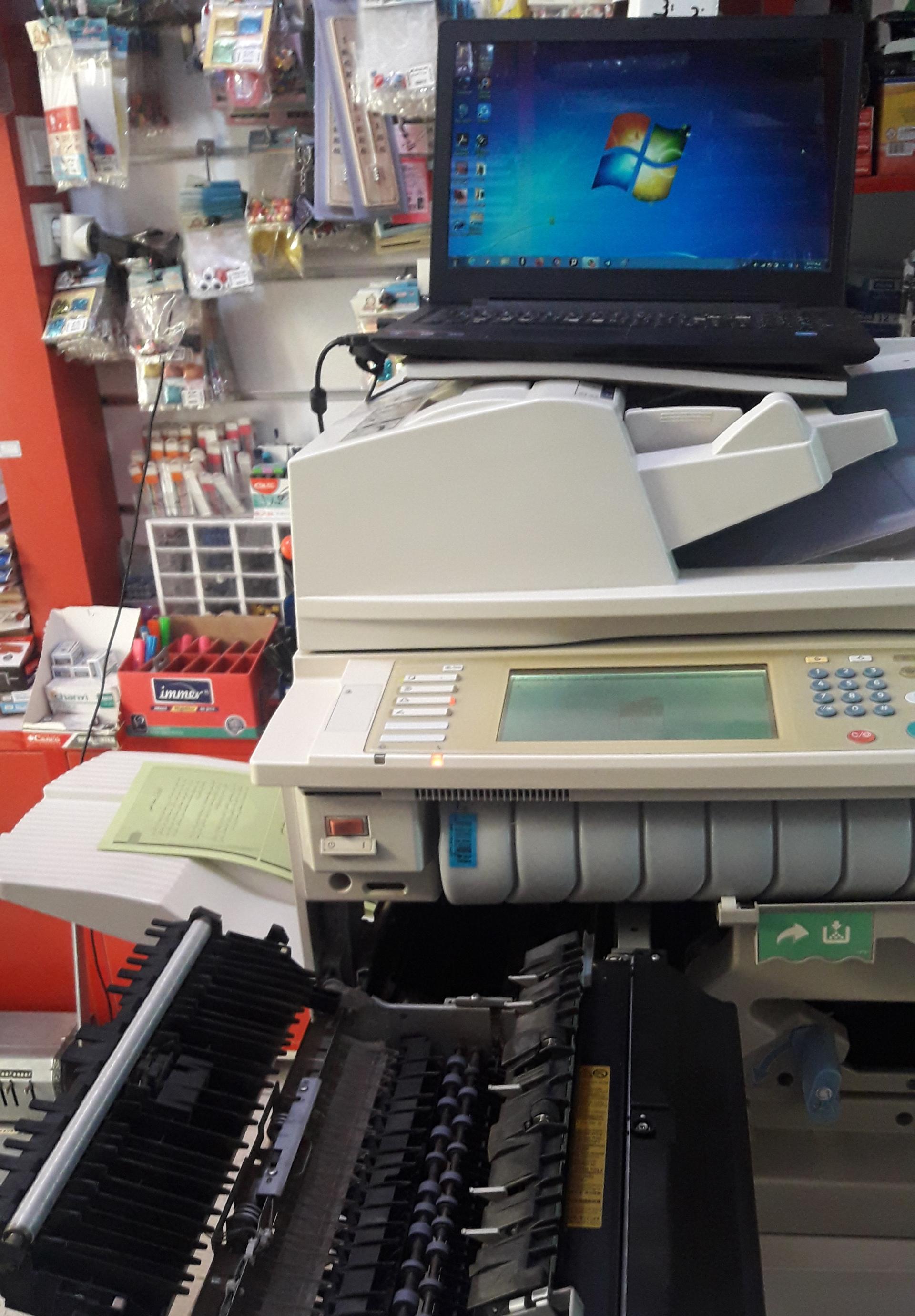 عکس لوازم التحریر و كپی فرزین