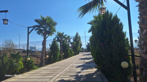 عکس عمارت سفید