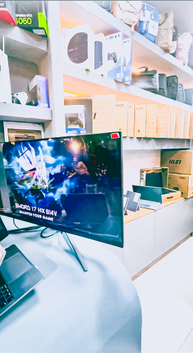 عکس فروشگاه لپتاپ و کنسول بازی آوانت